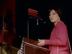 Dobra żona pozwala jej mąż fuck jego sekretarz
