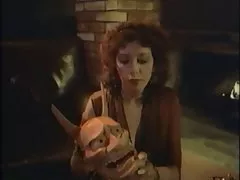 Cumming rycerza w lśniącej zbroi